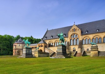 Fototapeta na wymiar Goslar Kaiserpfalz - Imperial Palace of Goslar 01