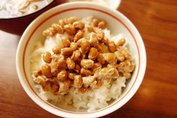 朝食
