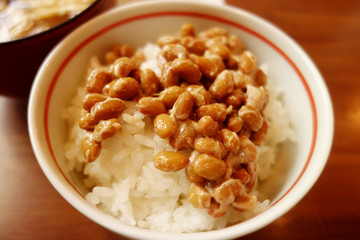 朝食