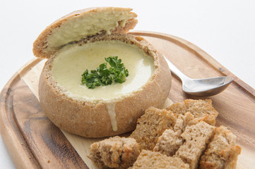 Clam chowder in sourdough bread bowl