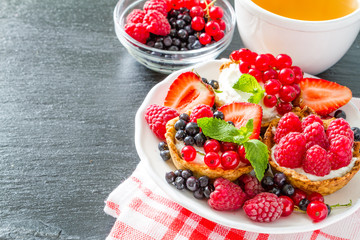 Berry cakes