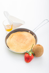 Pancakes, fruit, kiwi, strawberry berry strawberry sauce is deli