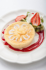 Angel Food Cake with Strawberry