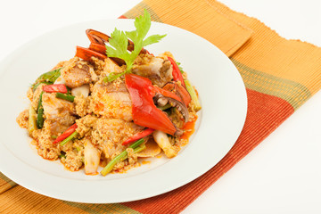 Fried crab meat with with shell in peanut sauce