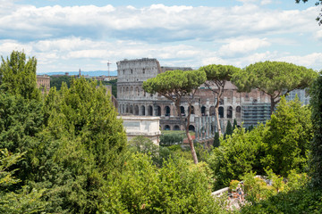 Fototapeta na wymiar Famous Roman ruins in Rome