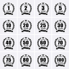 Laurel wreath collection sign for anniversary.