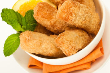 Fried nuggets in a bowl