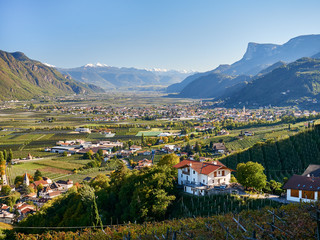 Blick ins Etschtal bei Lana