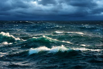 Poster Im Rahmen Brechende Wellen bei steigendem Sturm © oporkka