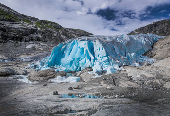 Blauer Gletscher Nigardsbreen in Norwegen
