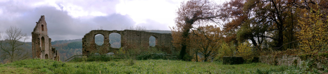 Ruinen einer alten Burg