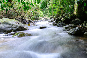 Fototapeta premium Krok E Dok waterfall in national park, Saraburi Thailand.