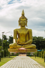 Obraz premium buddha statue in thailand