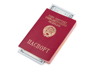 Reisepass der Sowjetunion mit Geld