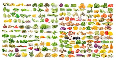 Ensemble de légumes et de fruits isolé sur fond blanc
