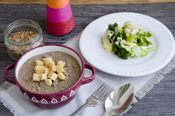 Cream-soup of beans, broccoli with cheese and spices