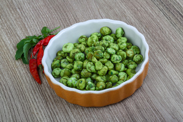 Wasabi peas