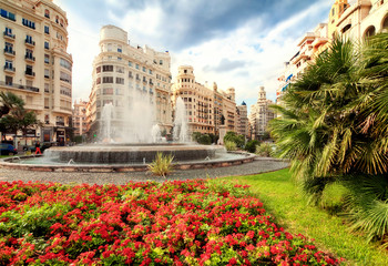 Fountain in main square, Valencia, Spain - 95388143