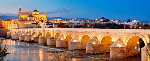 Roman Bridge and Guadalquivir river, Great Mosque, Cordoba, Spai - obrazy, fototapety, plakaty