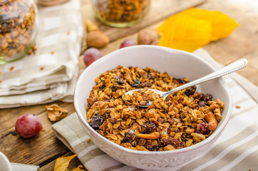 Baked granola