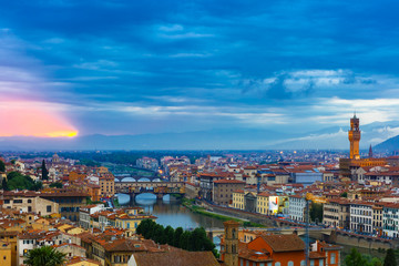 Fototapeta na wymiar Ponte Vecchio and Palazzo Vecchio, Florence, Italy