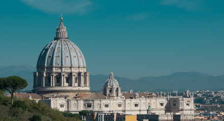 Fototapeta na wymiar St. Peter's dome