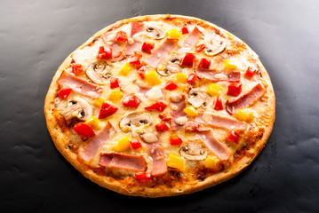 Pizza with ham