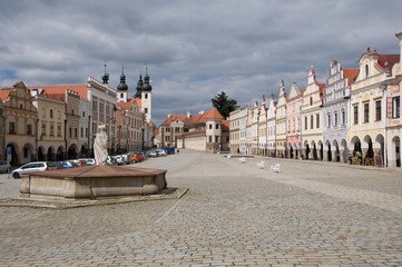 Fototapeta na wymiar The historic renaissance houses on the square in Telč, Czech Republic