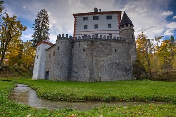 Fototapeta na wymiar Castle Sneznik in Slovenia