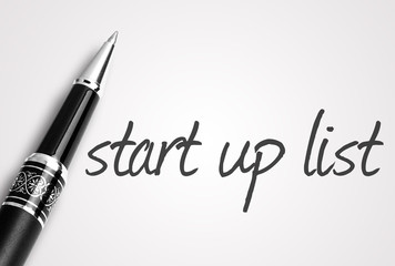 pen writes start up list  on white blank paper