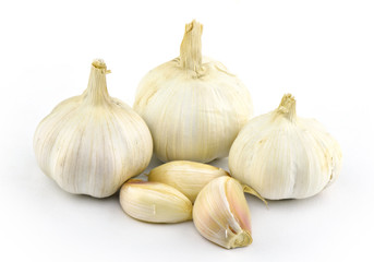 Obraz premium Garlic on white background