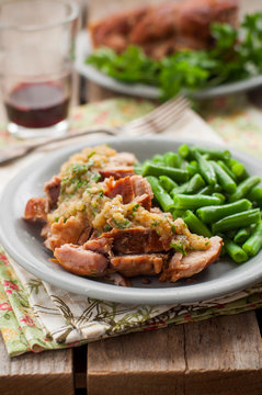 Slow Cooked Pork with Apple Sauce and Green Beans