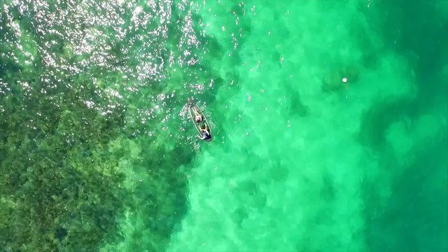 空撮 シーカヤック カヌー