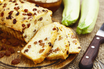 Zucchini cake with raisins