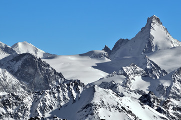 Fototapeta na wymiar Dent d'Herens in the Swiss Alps