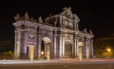 Fototapeta na wymiar Madrid en la noche,España