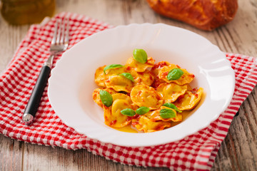 Ravioli with tomato sauce