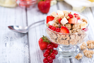 Crunchy Yoghurt with fresh fruits
