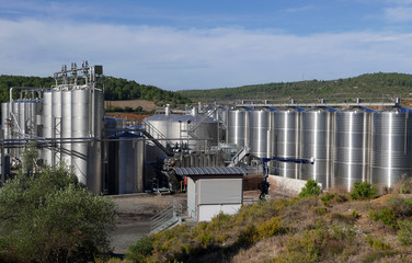 Cuves &agrave; vin fran&ccedil;aises..