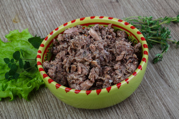 Canned tuna