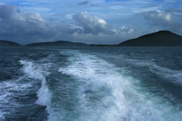Foamy trace/Gulf of Thailand