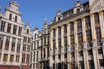 Fototapeta na wymiar Bruxelles, Maison des Ducs de Brabant aux colonnes dorées