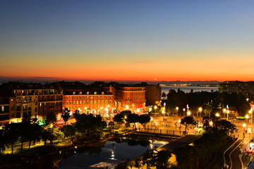 centre de nice by night