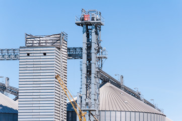 Storage facility cereals, and biogas production