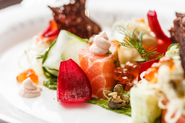 salmon with vegetables
