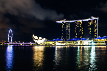 Fototapeta na wymiar A view of the Marina Bay, Singapore, in the night time