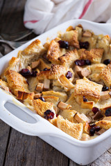 Bread pudding breakfast casserole with pear
