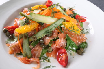 Salmon salad with orange