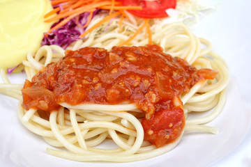 Spaghetti with tomato sauce
