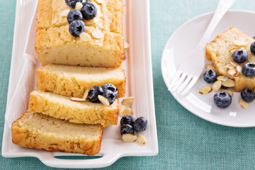 Lemon and almond pound cake